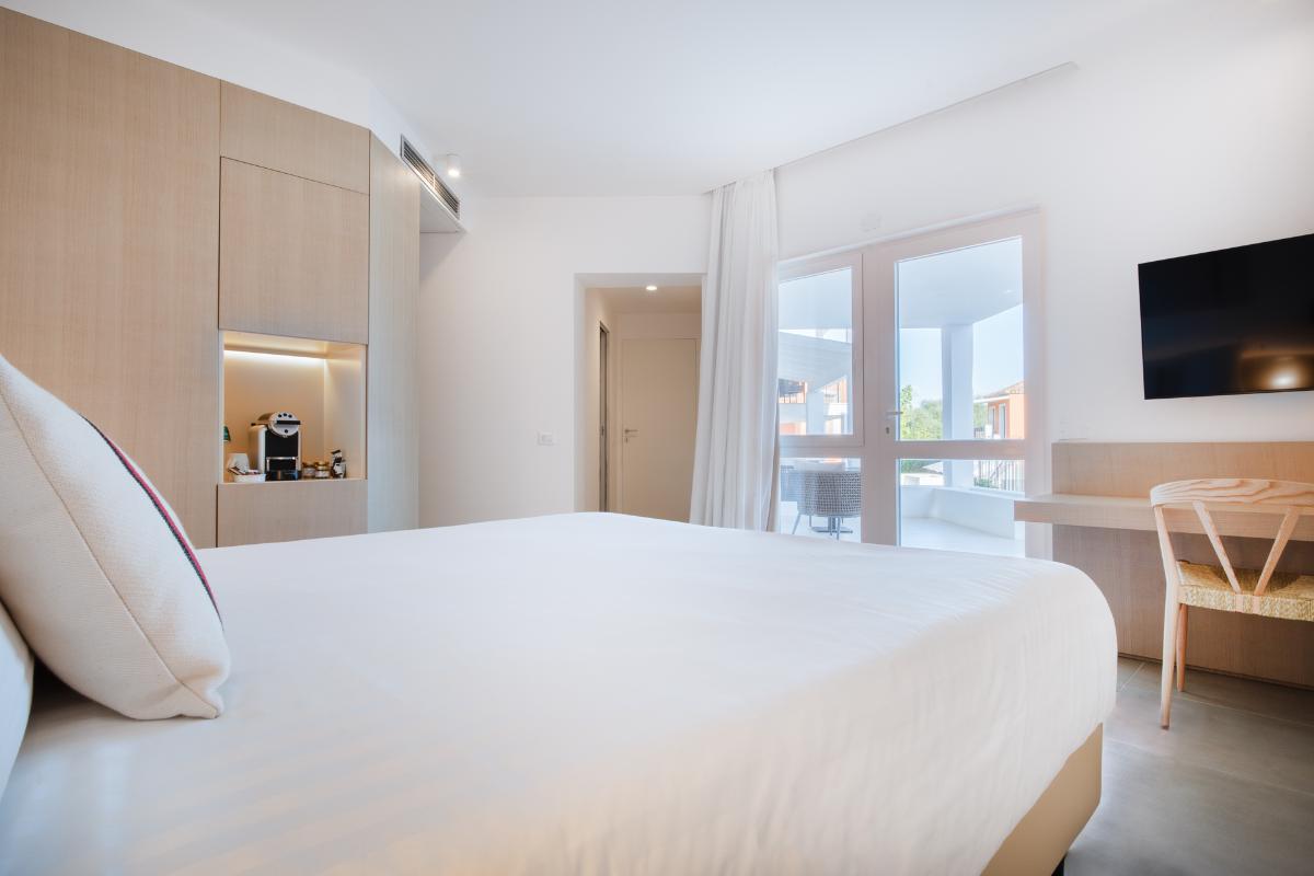 164-camera-deluxe-231102-53410190-5_room_carousel