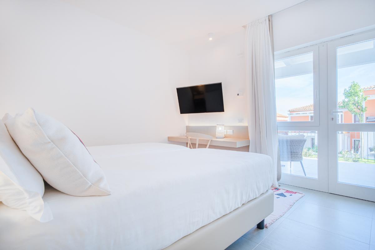 164-camera-deluxe-231102-53412629-8_room_carousel