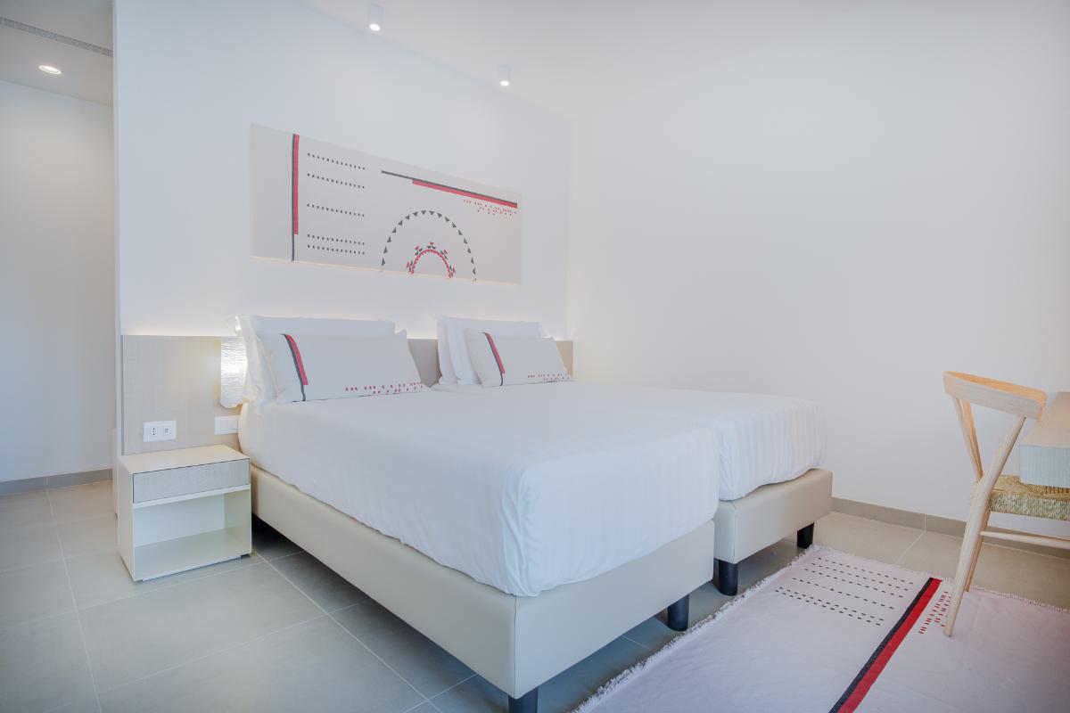 164-camera-deluxe-231102-62585210-23_room_carousel