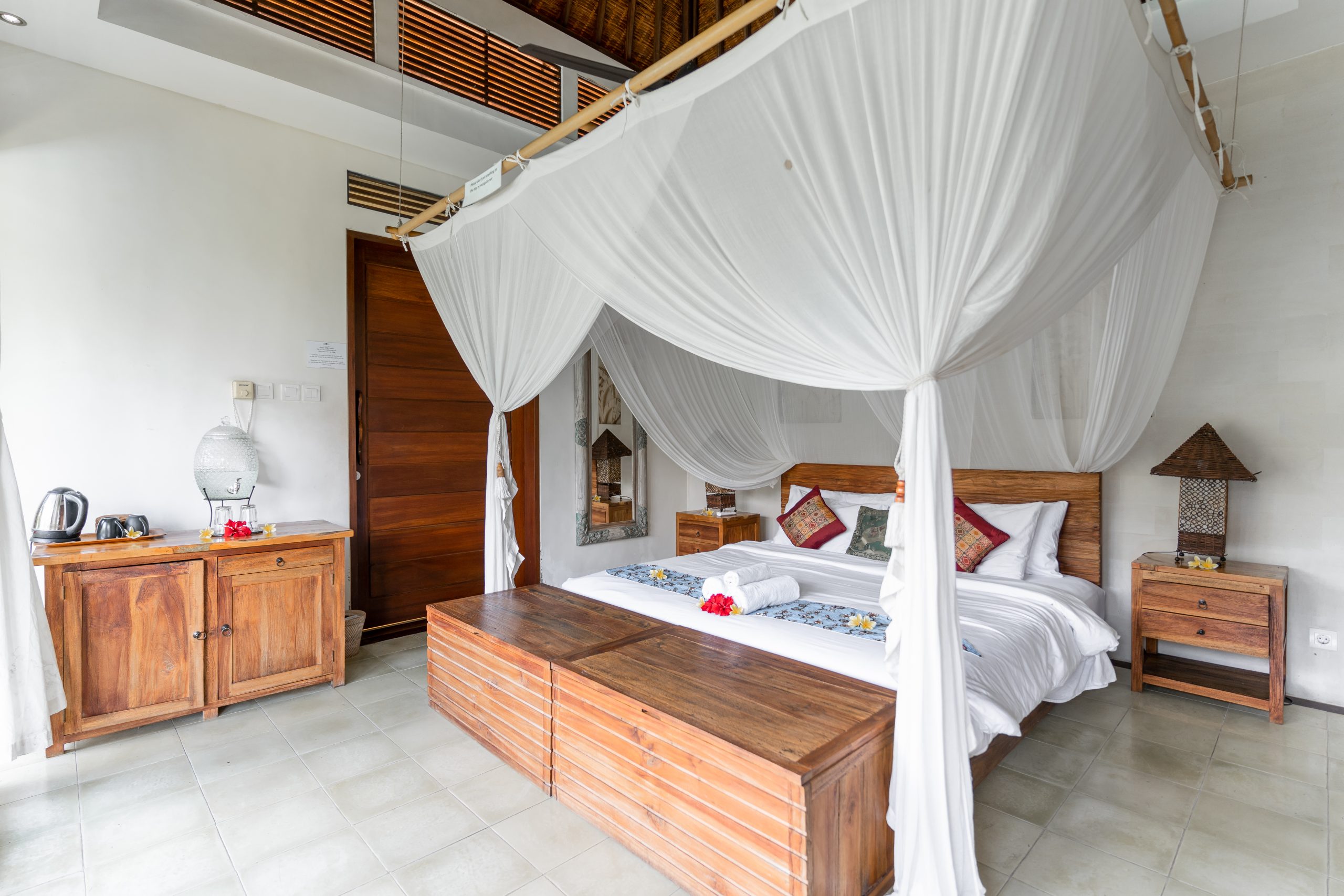 Copy of green room rahahsia